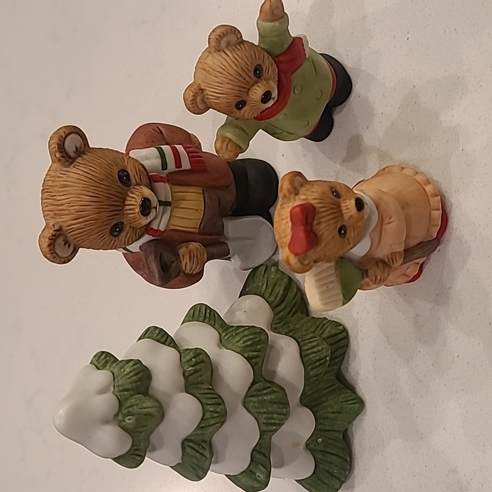 Vintage Homco Christmas Bear family set